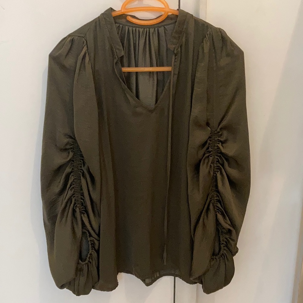 Kaki Blouse
